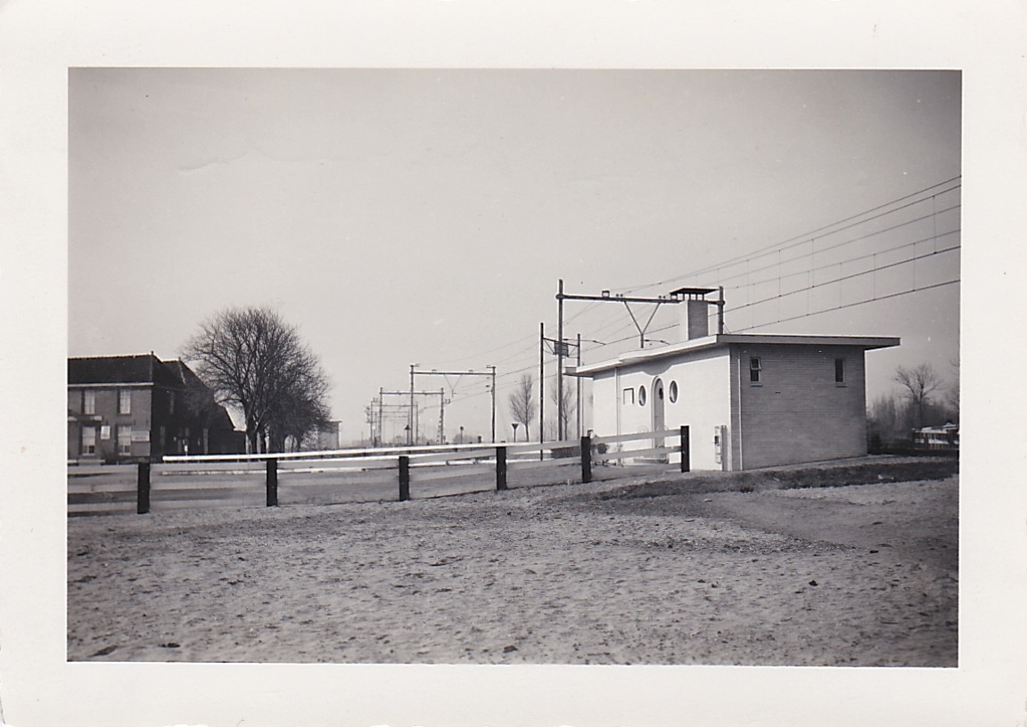 Station op het traject richting Gouda,  1940
