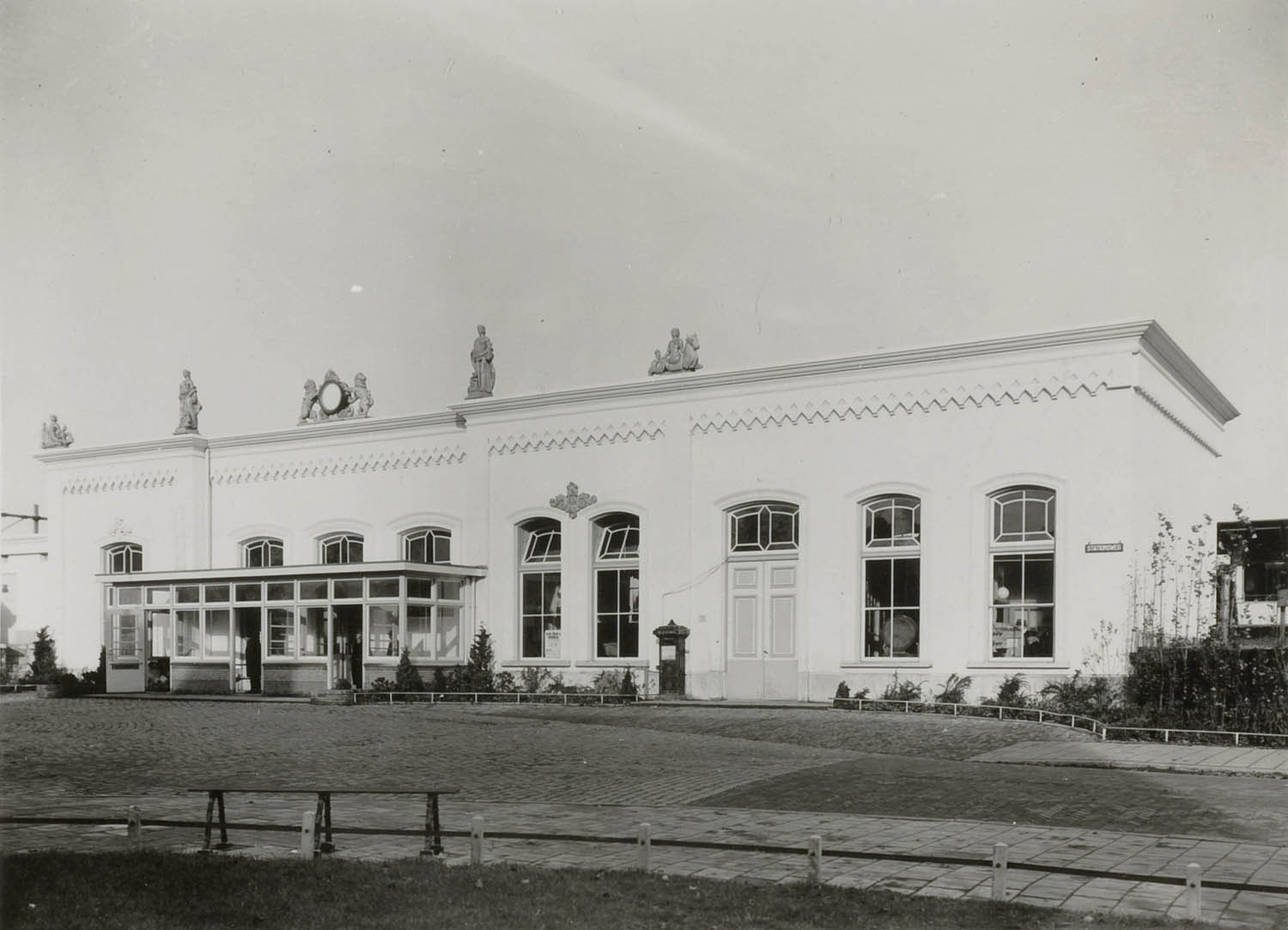 Gouda, hersteld station 1946