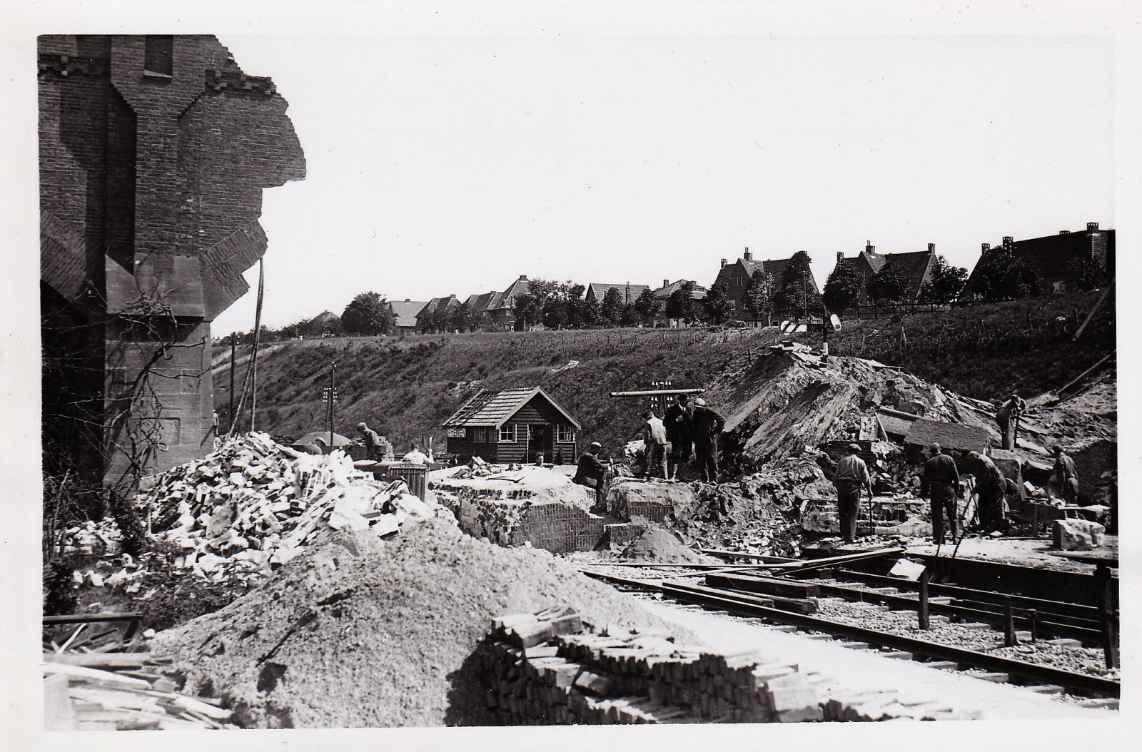 Rhenen, opbouw 1 juni 1940