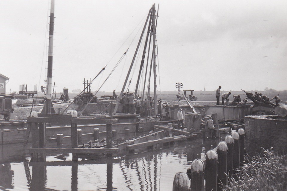 Leeuwarden, Draaibrug Smildervaart , juni 1940