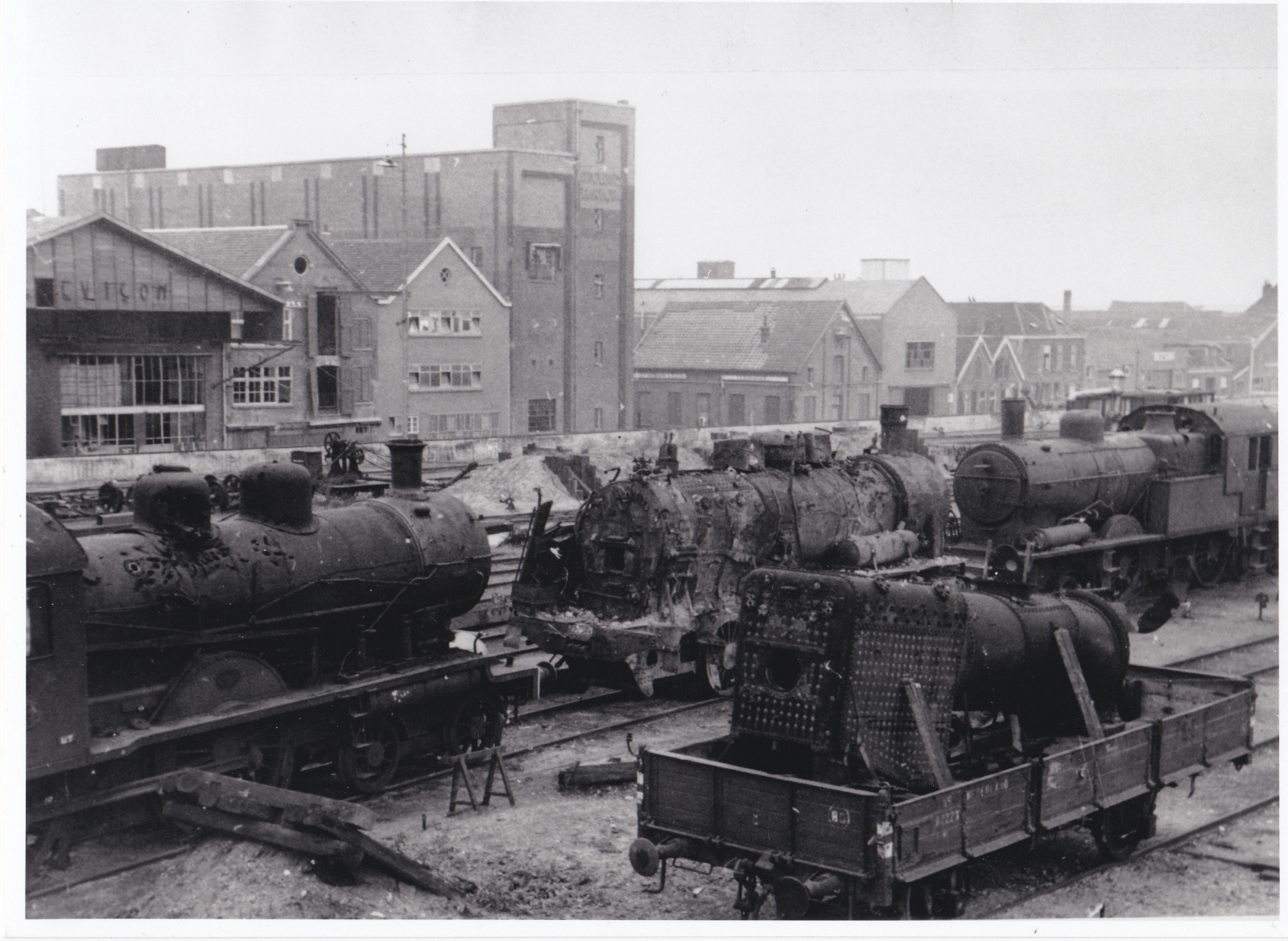 Locomotieven met oorlogsschade