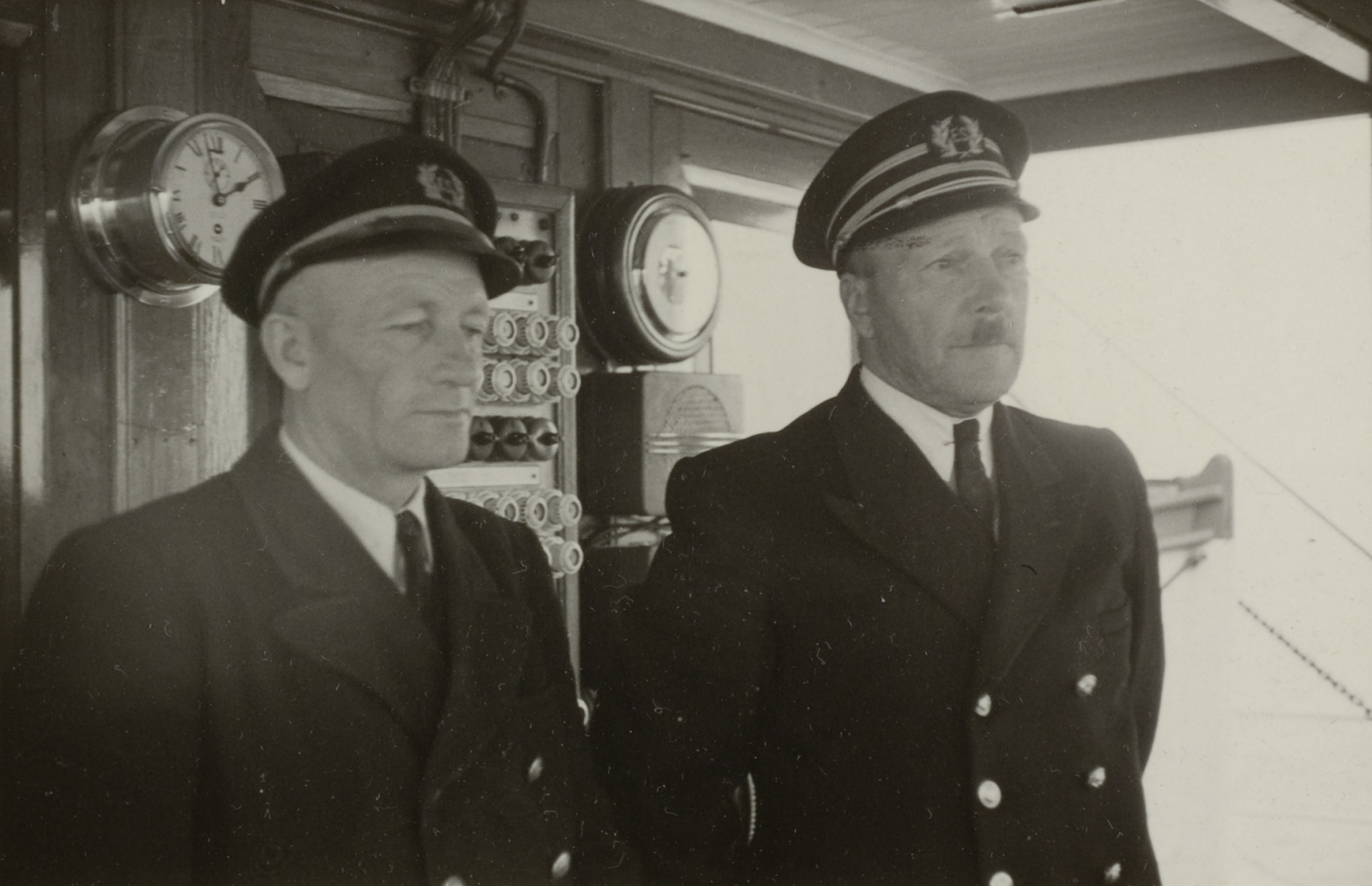 Leden van de bemanning van veerschip Van Hasselt